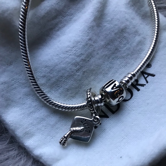 Pandora bracelet with charm - Picture 2 of 5